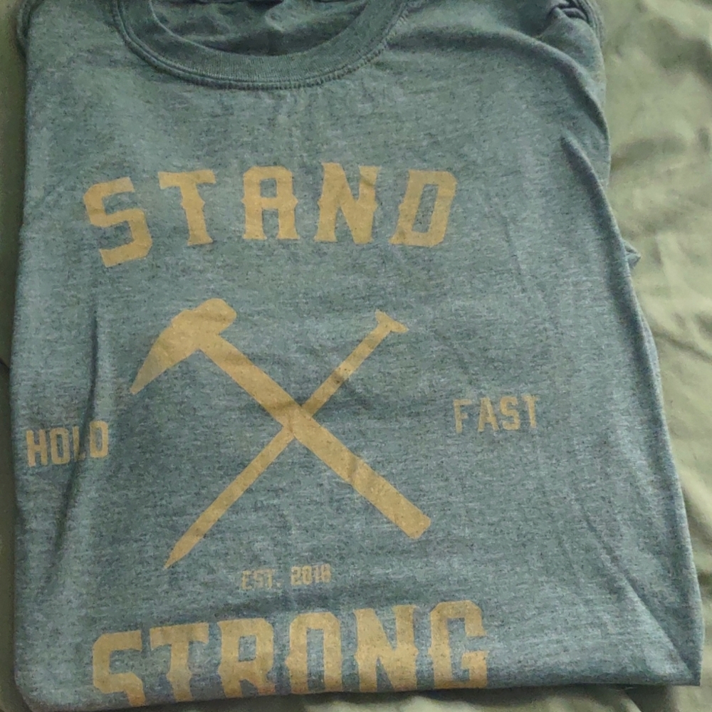 Short sleeve shirt with bible verse chorunt